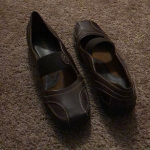 2/$20🤎Dark Brown Like New Shoes🤎